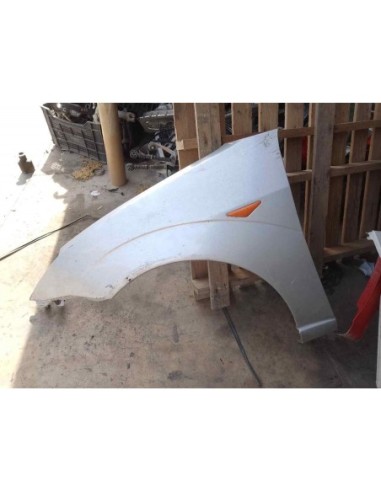 ALETA DELANTERA IZQUIERDA FORD FOCUS BERLINA...