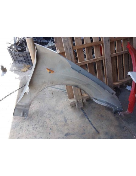 ALETA DELANTERA IZQUIERDA FORD FOCUS BERLINA (CAK) - 151352