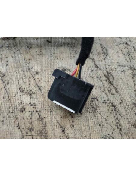 PILOTO TRASERO IZQUIERDO INTERIOR OPEL ZAFIRA C TOURER - 226693