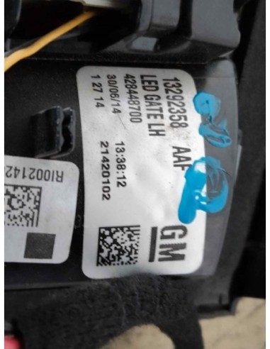 PILOTO TRASERO IZQUIERDO INTERIOR OPEL ZAFIRA C...