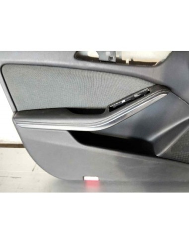 GUARNECIDO PUERTA DELANTERA IZQUIERDA...