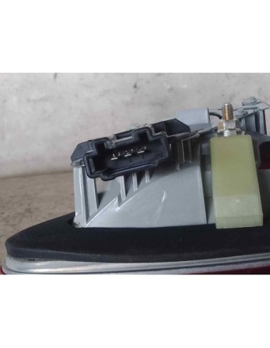 PILOTO TRASERO DERECHO INTERIOR MERCEDES-BENZ...