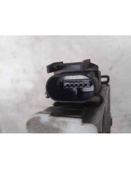 CERRADURA PUERTA DELANTERA DERECHA AUDI A4 AVANT (B5) - 180795