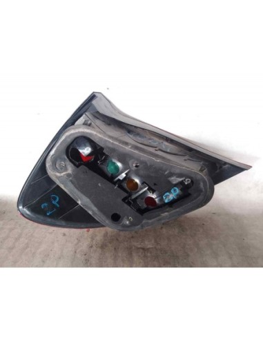 PILOTO TRASERO DERECHO MERCEDES-BENZ CLASE C...