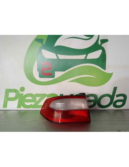 PILOTO TRASERO IZQUIERDO RENAULT LAGUNA II (BG0) - 262872
