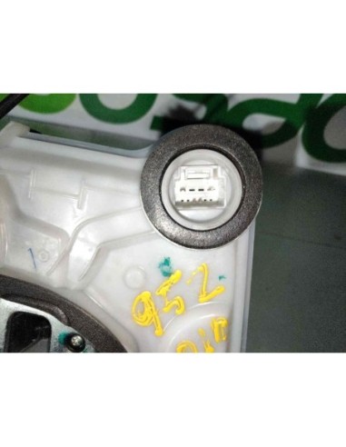 CERRADURA PUERTA DELANTERA DERECHA TOYOTA...