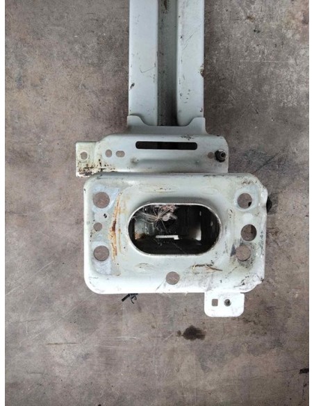 REFUERZO PARAGOLPES DELANTERO FORD TRANSIT COURIER (C4A) - 262896