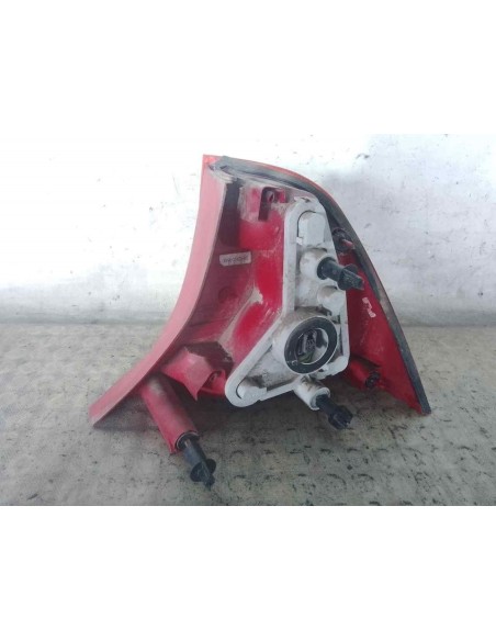 PILOTO TRASERO IZQUIERDO FORD FOCUS BERLINA (CAK) - 216611