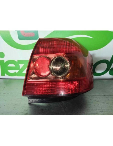 PILOTO TRASERO IZQUIERDO TOYOTA COROLLA (E12) - 262910