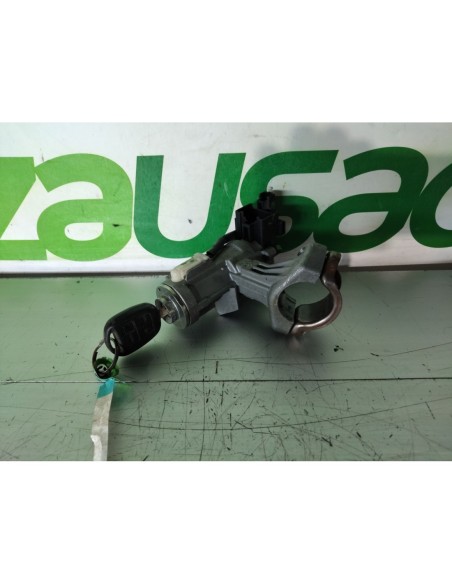 CONMUTADOR DE ARRANQUE TOYOTA COROLLA (E12) - 263002