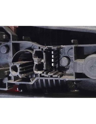 PILOTO TRASERO DERECHO INTERIOR RENAULT LAGUNA...