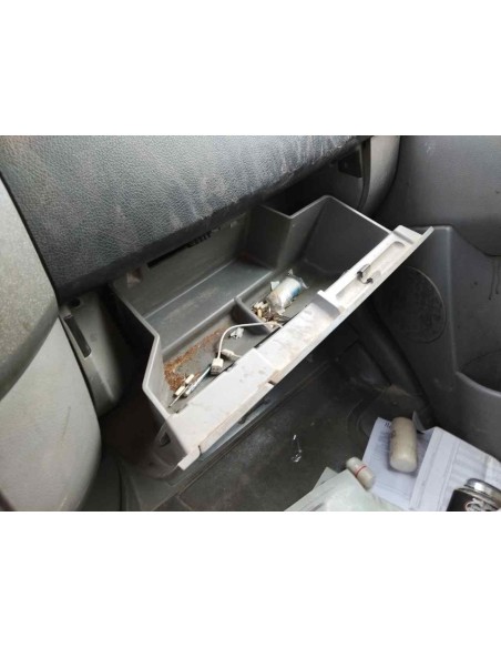 GUANTERA MERCEDES-BENZ SPRINTER II FURGÓN - 253291