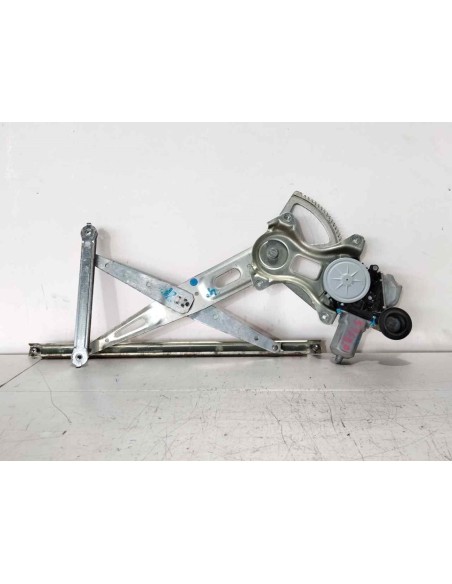 ELEVALUNAS DELANTERO DERECHO TOYOTA PRIUS (ZVW30) - 174549