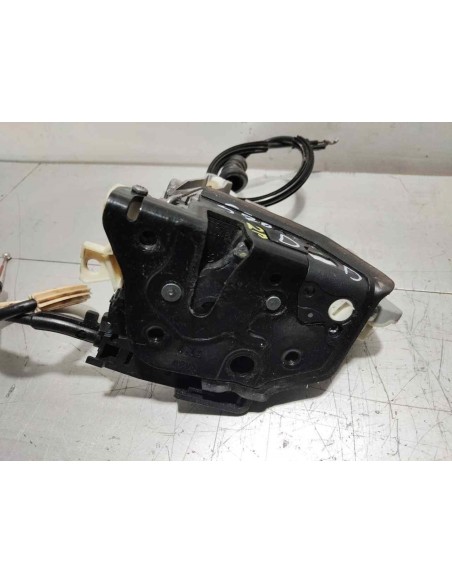 CERRADURA PUERTA DELANTERA DERECHA VOLKSWAGEN PASSAT BERLINA (362) - 175246