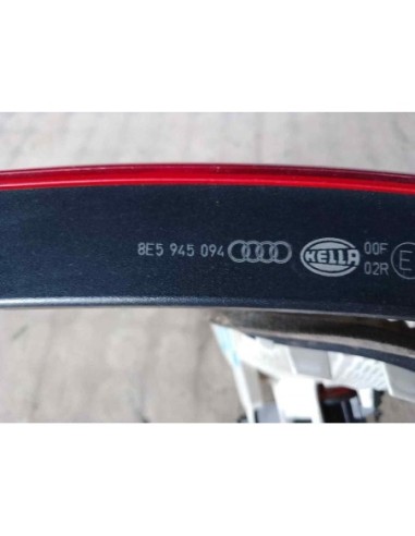 PILOTO TRASERO DERECHO INTERIOR AUDI A4 BERLINA...