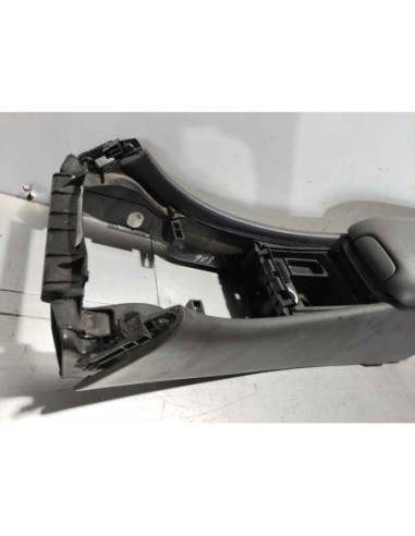 APOYABRAZOS CENTRAL MERCEDES-BENZ CLASE C (BM...