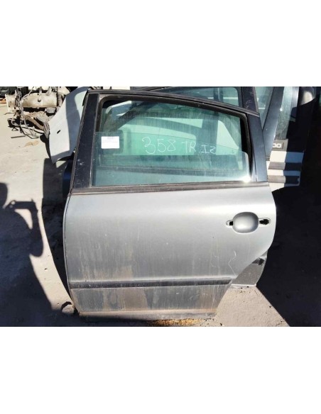 PUERTA TRASERA IZQUIERDA VOLKSWAGEN PASSAT BERLINA (3B3) - 267423