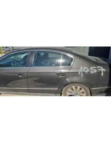 PUERTA TRASERA IZQUIERDA VOLKSWAGEN PASSAT...
