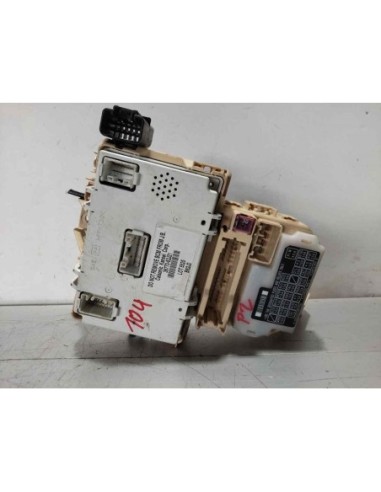 CAJA RELES / FUSIBLES SUZUKI SWIFT BERLINA...
