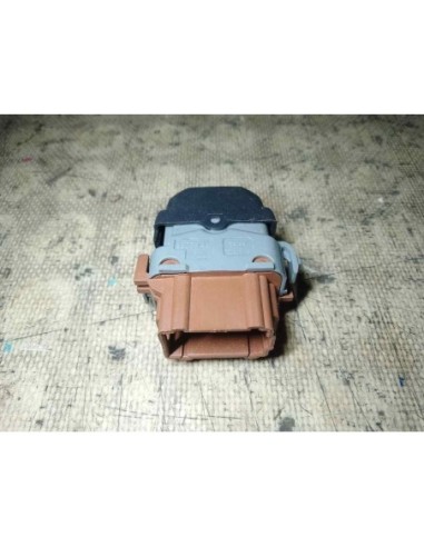 MANDO ELEVALUNAS DELANTERO DERECHO RENAULT CLIO...