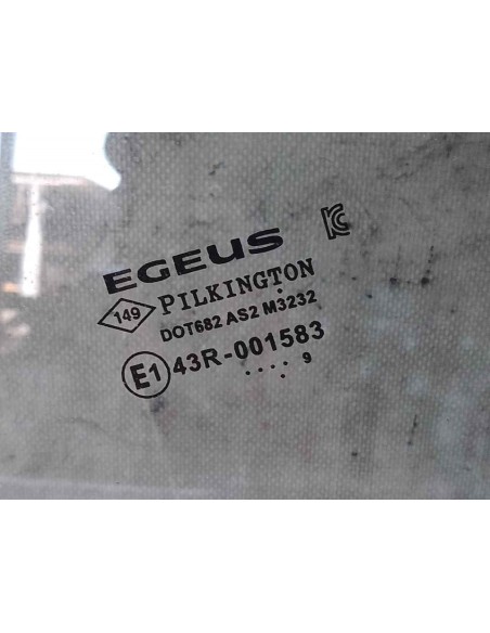 LUNA DELANTERA DERECHA RENAULT MASTER III CAMIÓN/CHASIS - 234750