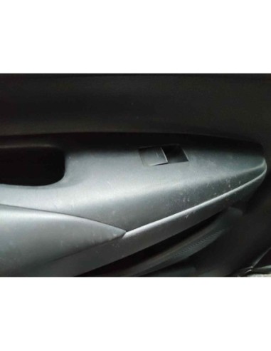 MANDO ELEVALUNAS TRASERO IZQUIERDO TOYOTA...