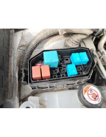 CAJA RELES / FUSIBLES TOYOTA COROLLA TOURING SPORTS (E21) - 253371