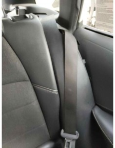 CINTURON SEGURIDAD TRASERO DERECHO TOYOTA COROLLA TOURING...