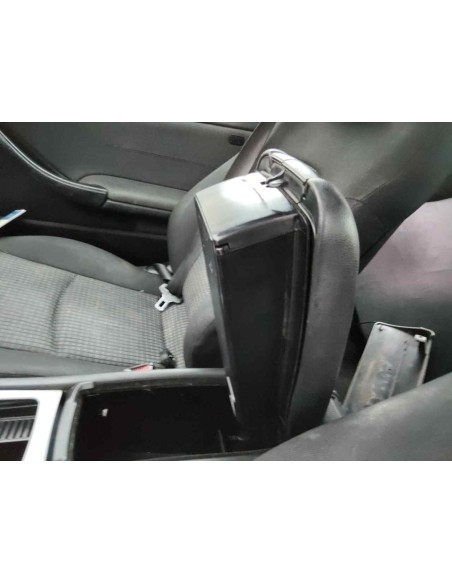 APOYABRAZOS CENTRAL MERCEDES-BENZ CLASE C (BM 203) SPORTCOUPE - 253555