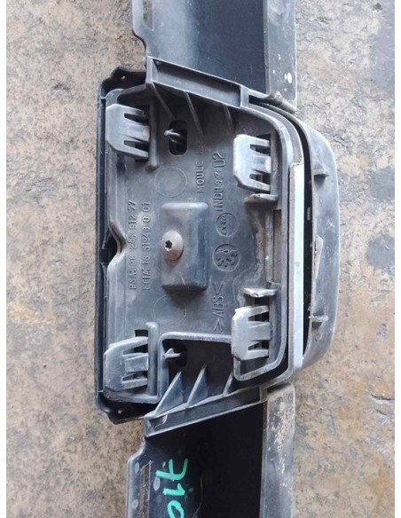 REJILLA DELANTERA PEUGEOT 206 - 208207