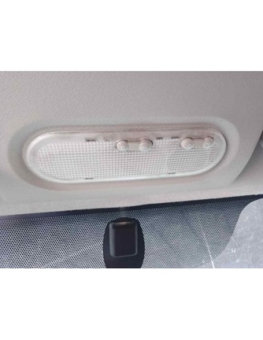 LUZ INTERIOR MERCEDES-BENZ CITAN (BM 415) COMBI...