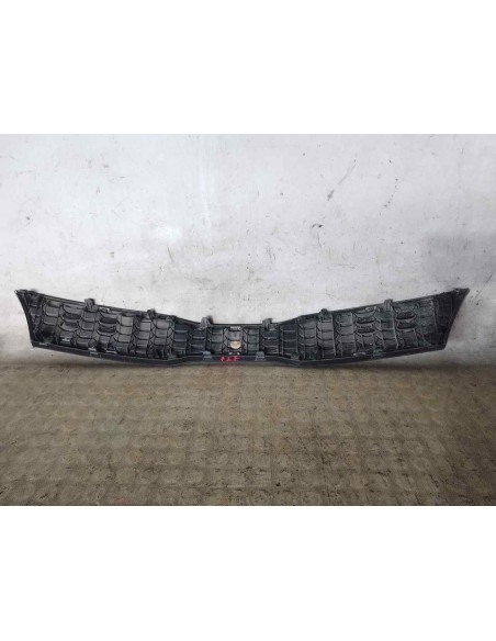 REJILLA DELANTERA KIA RIO (UB) - 210509
