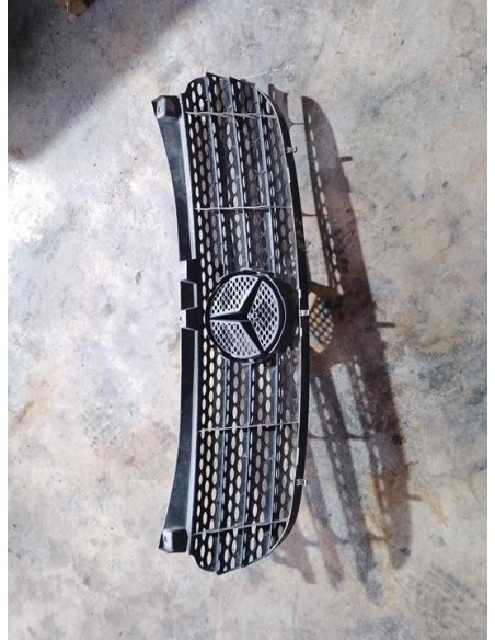 REJILLA DELANTERA MERCEDES-BENZ VITO BASIC-KOMBI (639) - 235613