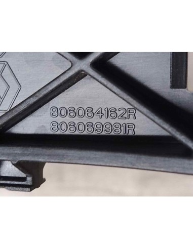 SOPORTE MANETA EXTERIOR DELANTERA DERECHA...