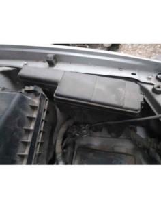 CAJA RELES / FUSIBLES TOYOTA AVENSIS BERLINA (T22) - 244370