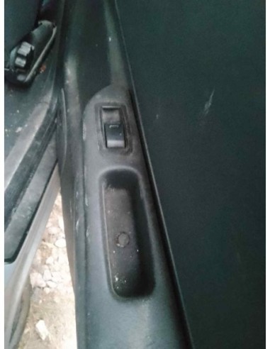 MANDO ELEVALUNAS TRASERO DERECHO TOYOTA AVENSIS...