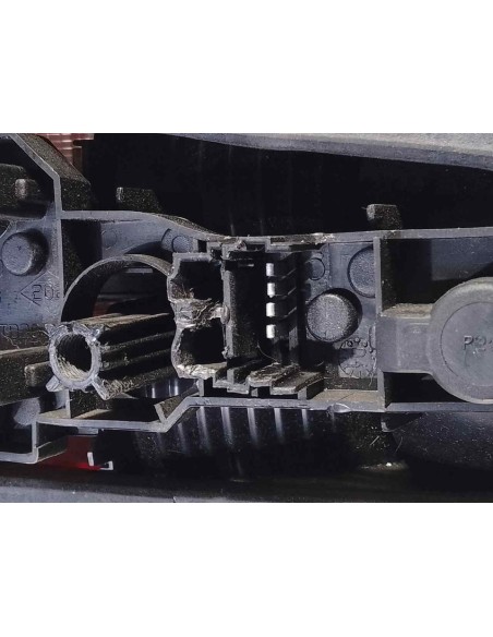 PILOTO TRASERO DERECHO INTERIOR RENAULT LAGUNA II (BG0) - 263004