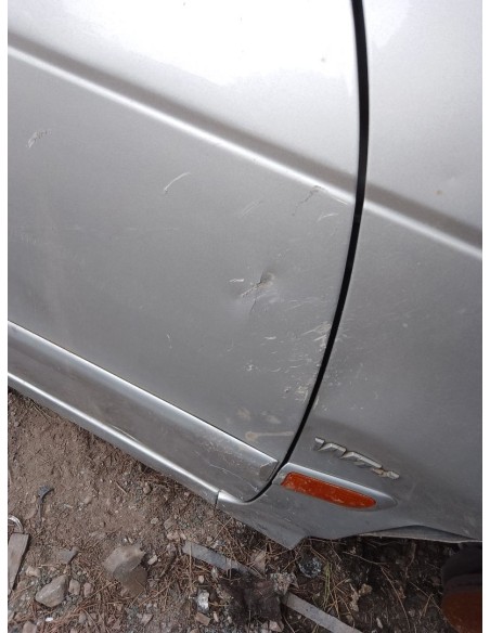 PUERTA DELANTERA DERECHA TOYOTA AVENSIS BERLINA (T22) - 242469