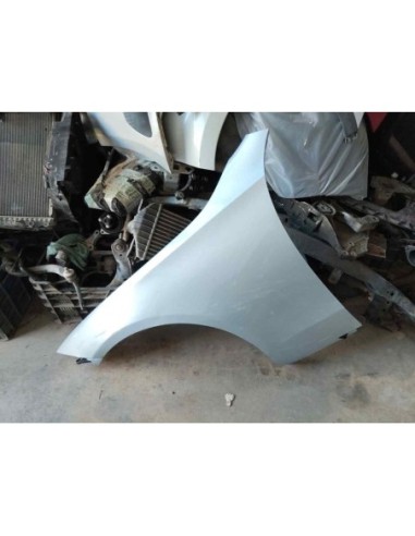 ALETA DELANTERA DERECHA MERCEDES-BENZ CLASE C...