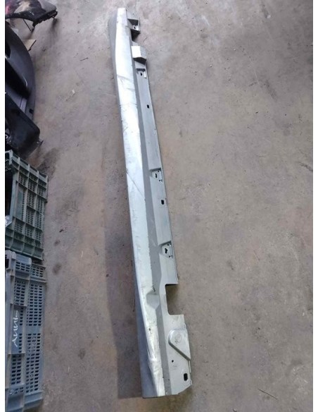 FALDON LATERAL MERCEDES-BENZ CLASE C (BM 206) FAMILIAR - 256995