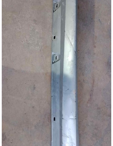 FALDON LATERAL MERCEDES-BENZ CLASE C (BM 206) FAMILIAR - 256995