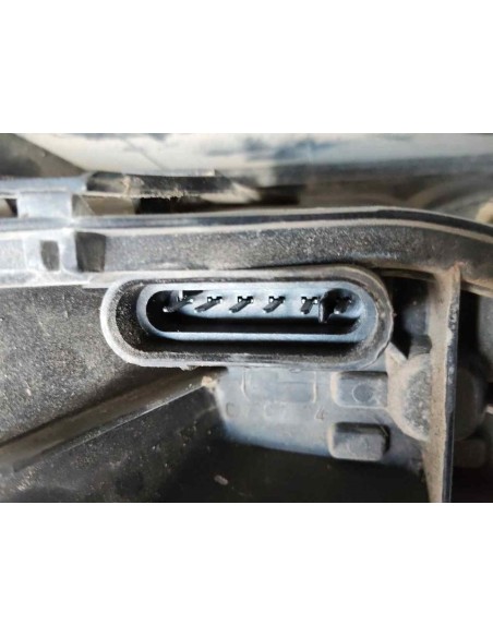 PILOTO TRASERO DERECHO SMART FORFOUR - 256973