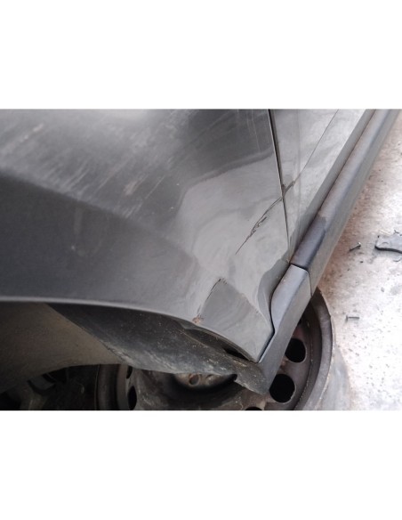 ALETA DELANTERA IZQUIERDA VOLKSWAGEN PASSAT BERLINA (3B3) - 260685