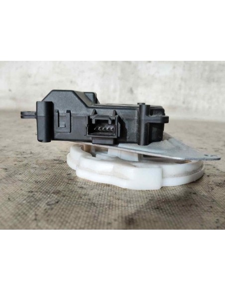 MOTOR APERTURA TRAMPILLA TOYOTA COROLLA VERSO (R1) - 232310