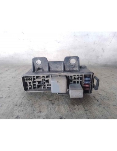 CAJA RELES / FUSIBLES TOYOTA COROLLA VERSO (R1)...