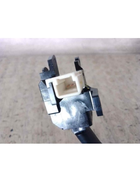 MANDO MULTIFUNCION TOYOTA COROLLA VERSO (R1) - 198132