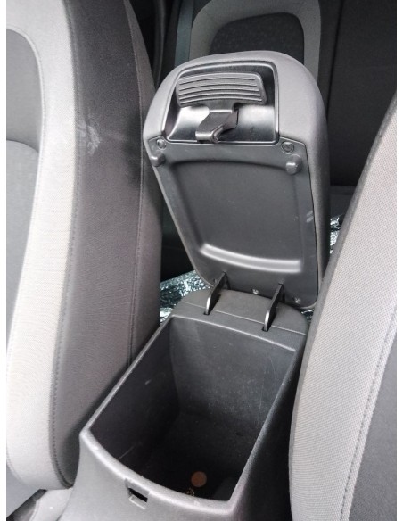 APOYABRAZOS CENTRAL HYUNDAI KONA (OS) - 260867