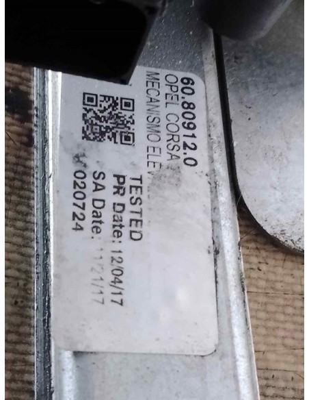 ELEVALUNAS DELANTERO DERECHO OPEL CORSA D - 204622