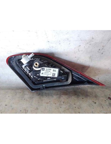 PILOTO TRASERO IZQUIERDO INTERIOR OPEL CORSA E - 204740