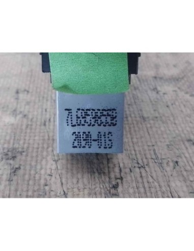 MANDO ELEVALUNAS TRASERO DERECHO VOLKSWAGEN...